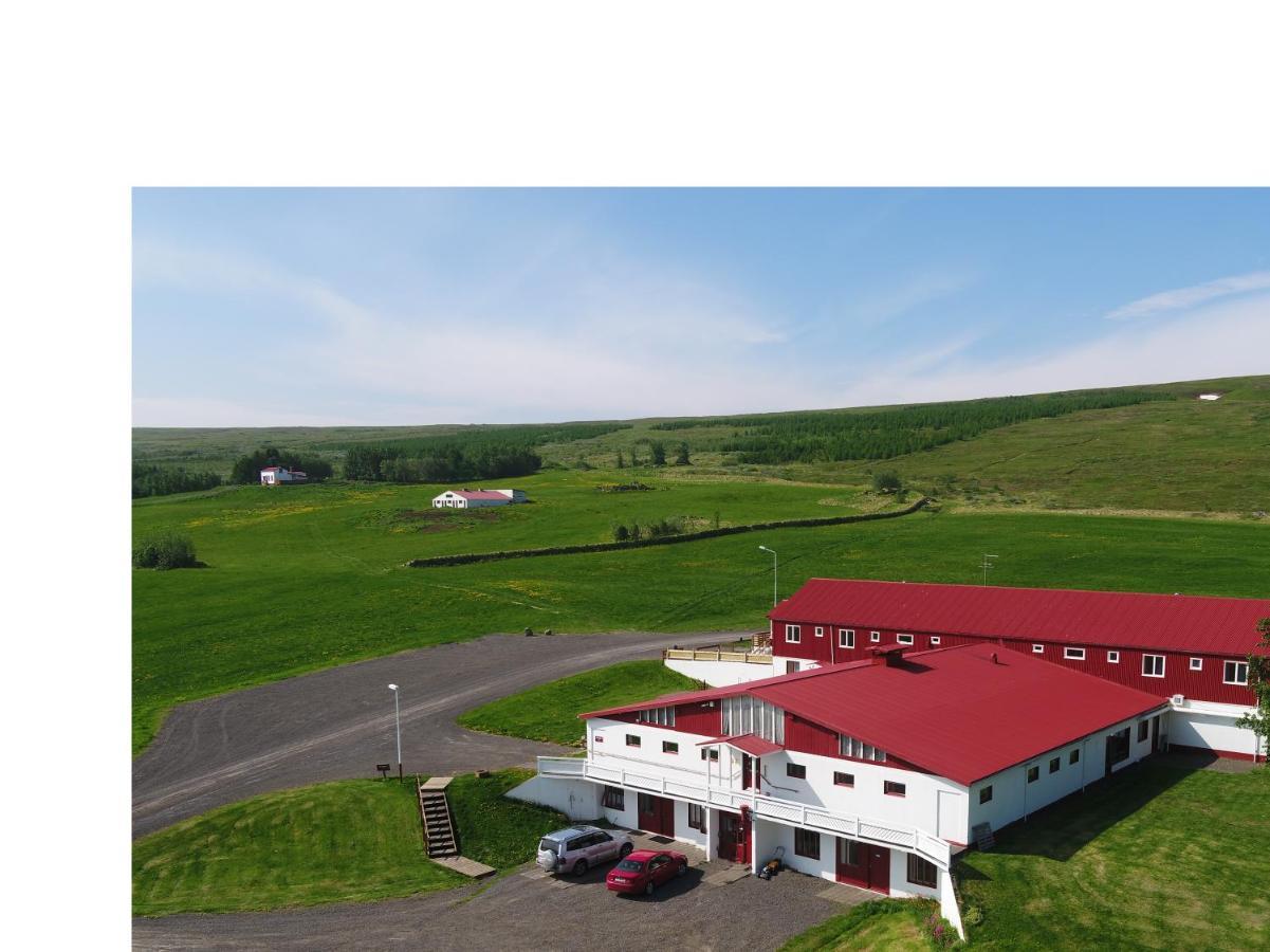 Narfastadir Guesthouse Лейгар Экстерьер фото