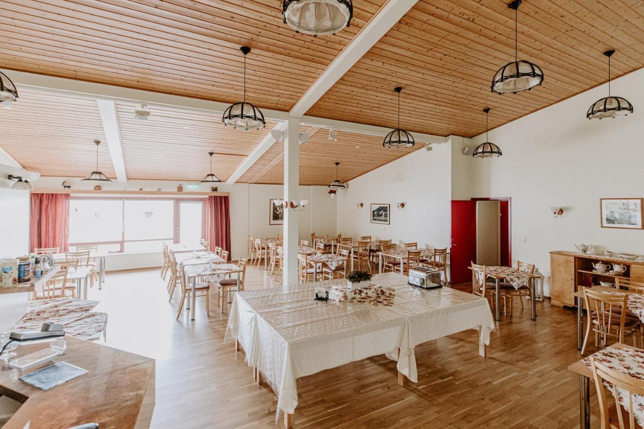 Narfastadir Guesthouse Лейгар Экстерьер фото